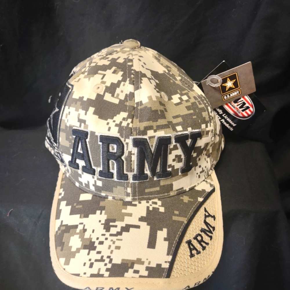 NWT US ARMY Digital Camo Baseball Hat with Embroidery, Curved Bill